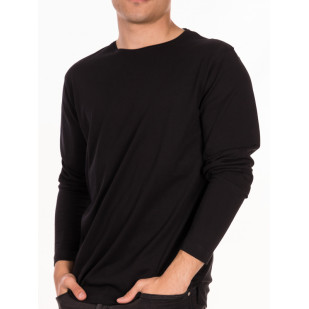 basic long sleeve t-shirt