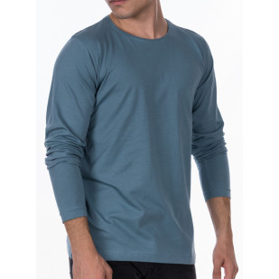 basic long sleeve t-shirt